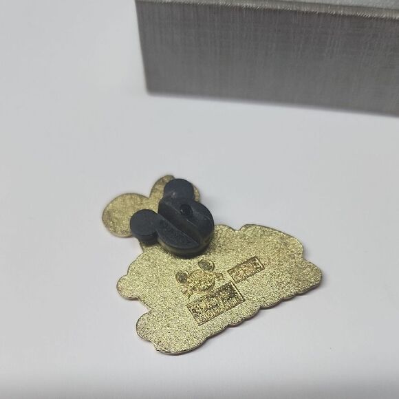 Disney Minnie Mouse Gold Pin - Picture 2 of 3